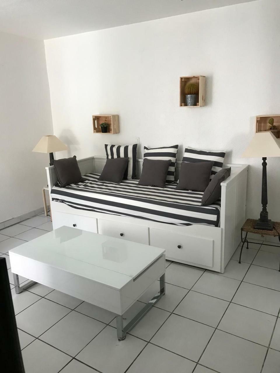 Studio Tout A Pieds Sanary-sur-Mer Exterior foto